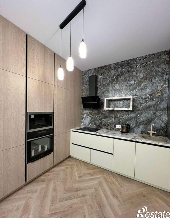 1-комн квартира пр-кт Ибрагимова, 83А,  д. 83А