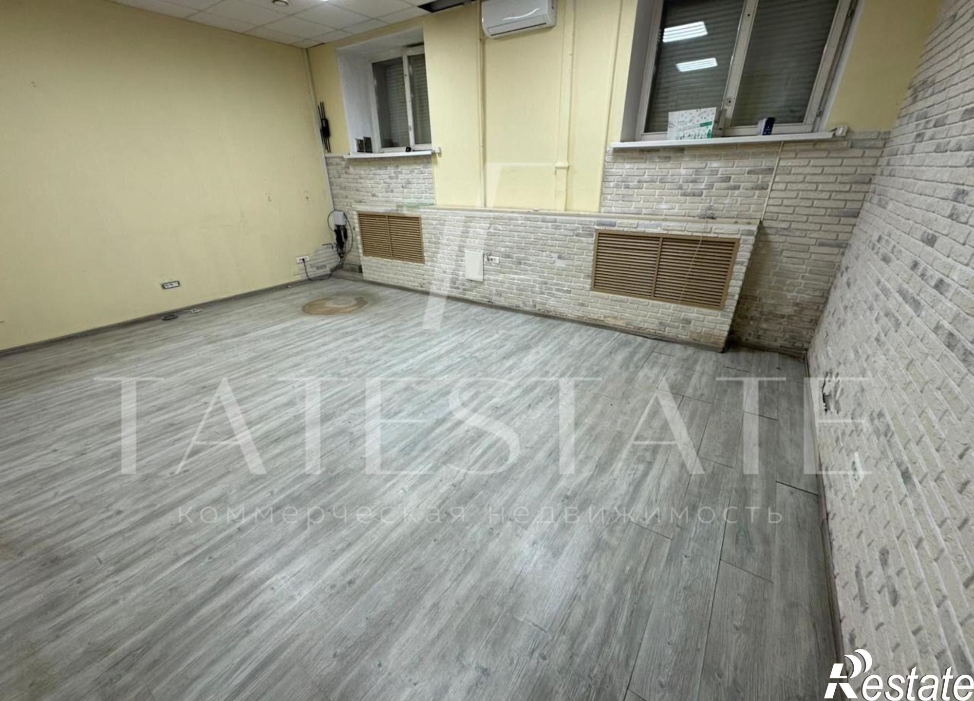 Сдать офис, помещение под офис за 140 000 рублей на улица Зинина, 7