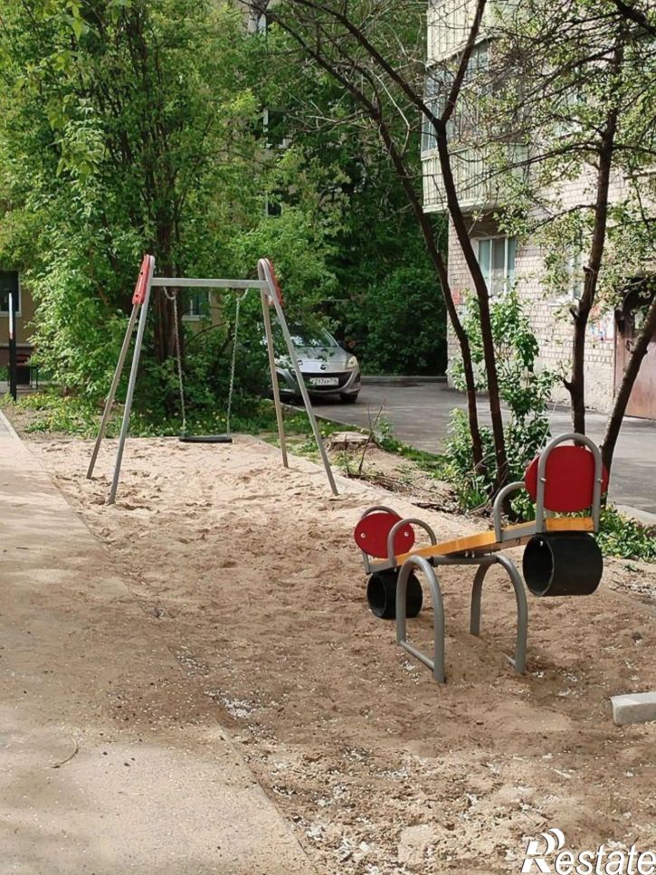 2-комн квартира ул Лейтенанта Шмидта, 46,  д. 46