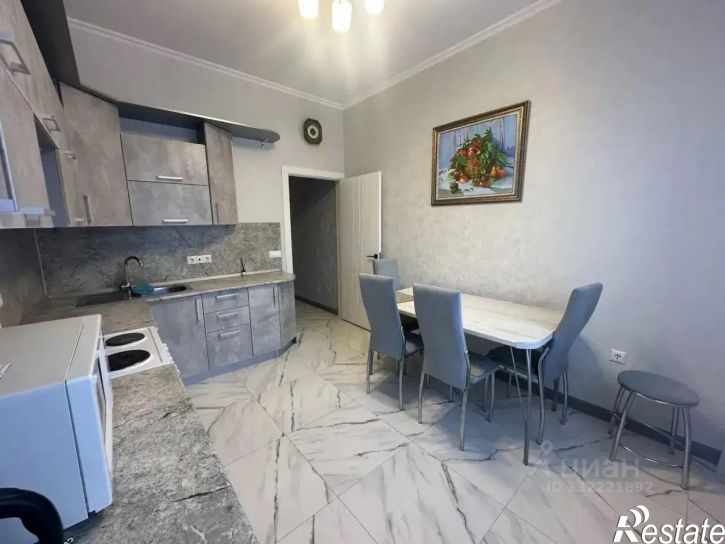 3-комн квартира ул Баки Урманче, 1,  д. 1