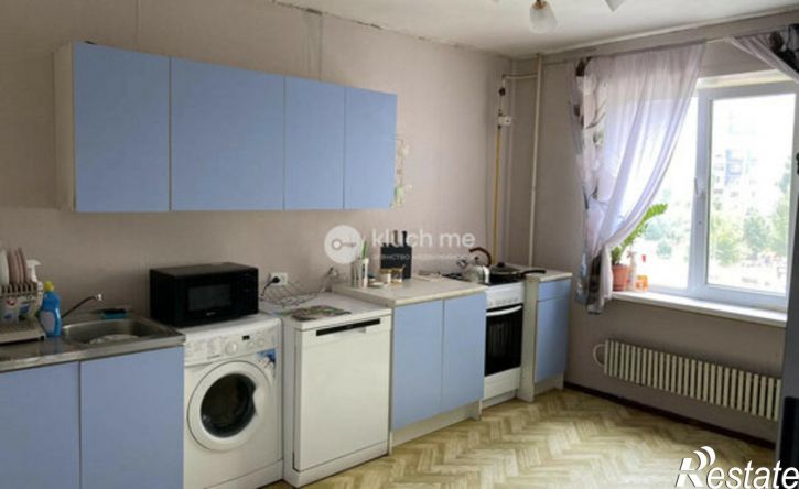 2-комн квартира пр-кт Победы, 160,  д. 160