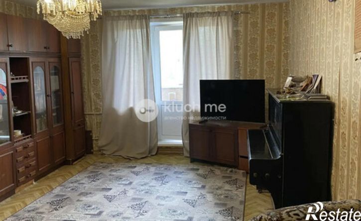 2-комн квартира пр-кт Победы, 160,  д. 160