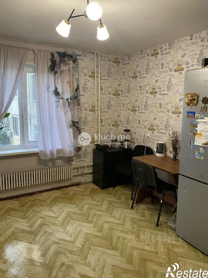 2-комн квартира пр-кт Победы, 160,  д. 160