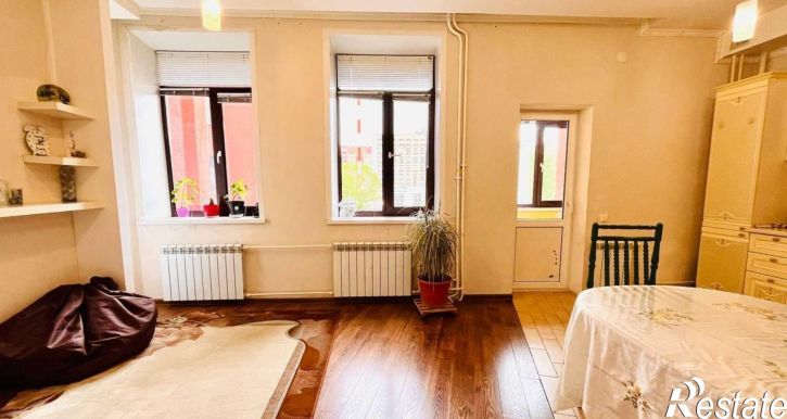 3-комн квартира ул Вишневского, 3,  д. 3