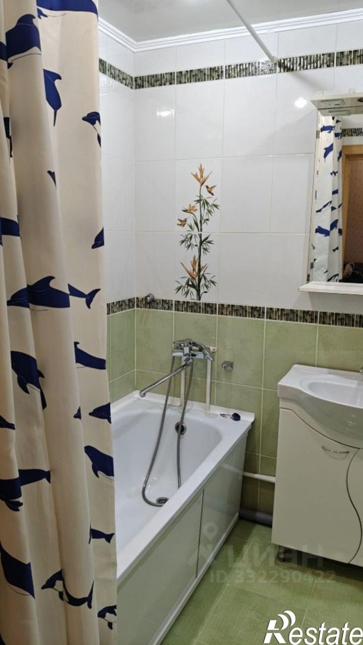 1-комн квартира ул Рауиса Гареева, 90 2,  д. 90 2,  к. 2