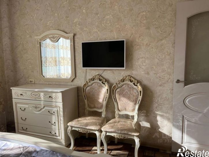 2-комн квартира ул Серова, 6 1,  д. 6 1,  к. 1