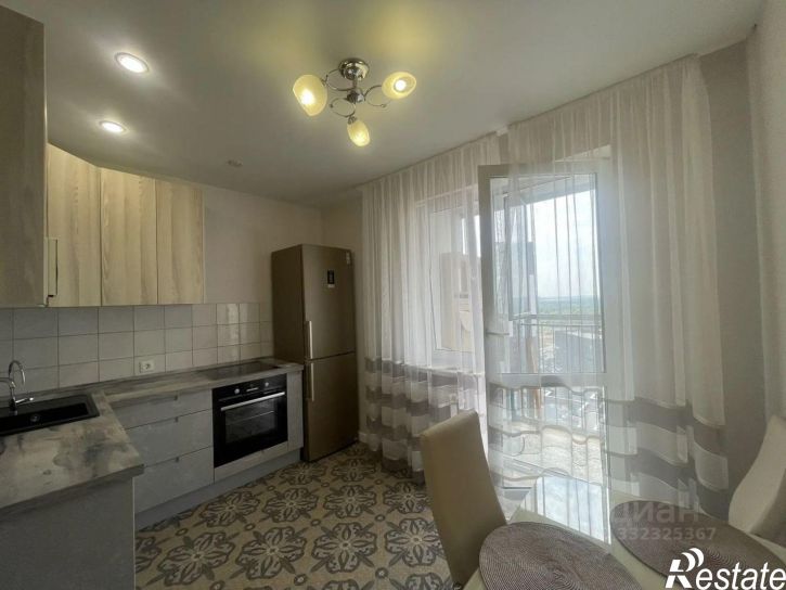 2-комн квартира ул Рауиса Гареева, 111 1,  д. 111 1,  к. 1