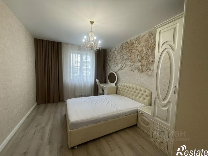 2-комн квартира ул Рауиса Гареева, 111 1,  д. 111 1,  к. 1