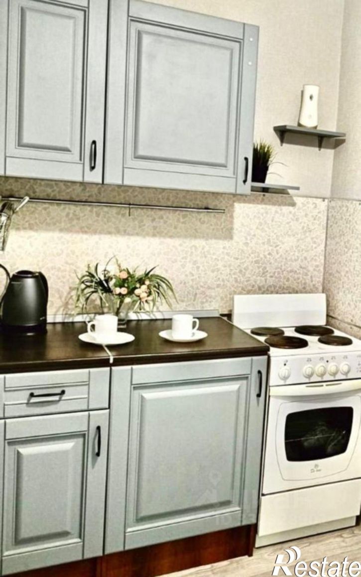 2-комн квартира ул Дежнева, 4 1,  д. 4 1,  к. 1