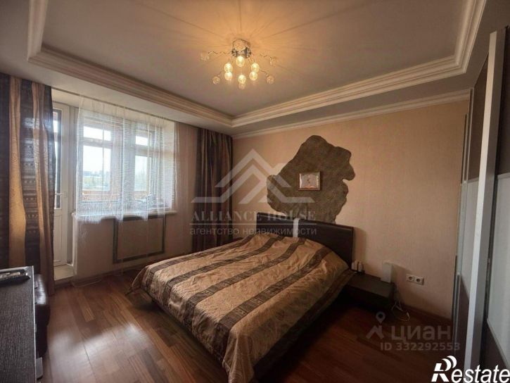 4-комн квартира ул Космонавтов, 39Б,  д. 39Б