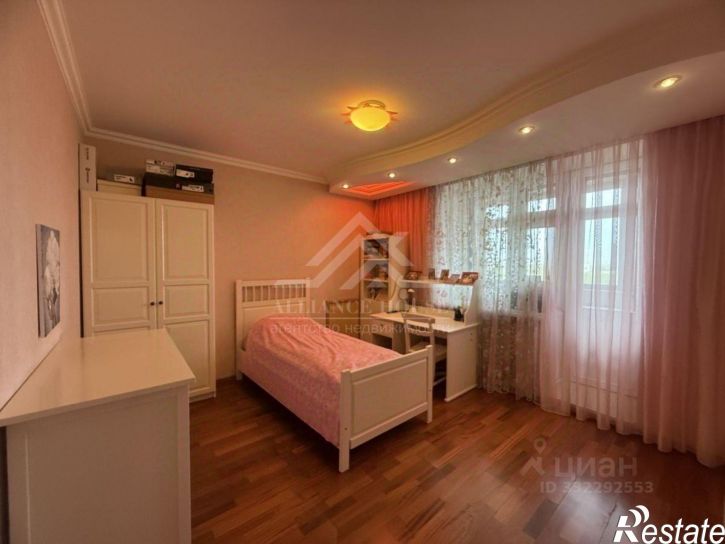 4-комн квартира ул Космонавтов, 39Б,  д. 39Б