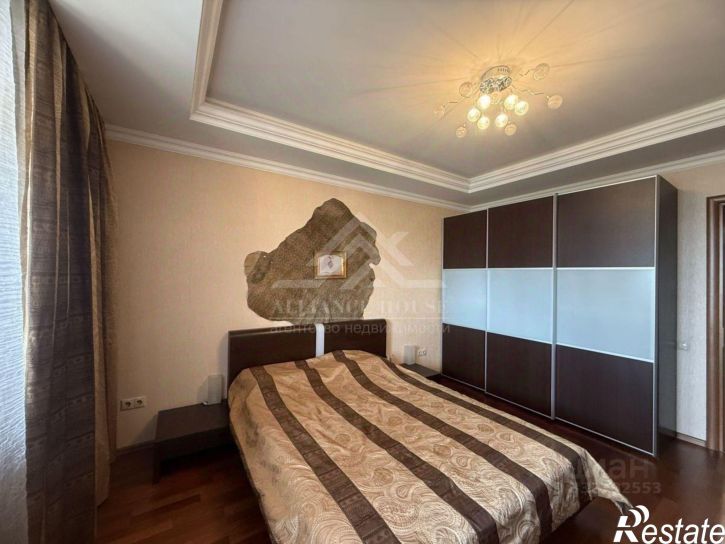4-комн квартира ул Космонавтов, 39Б,  д. 39Б