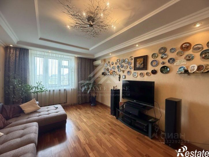 4-комн квартира ул Космонавтов, 39Б,  д. 39Б