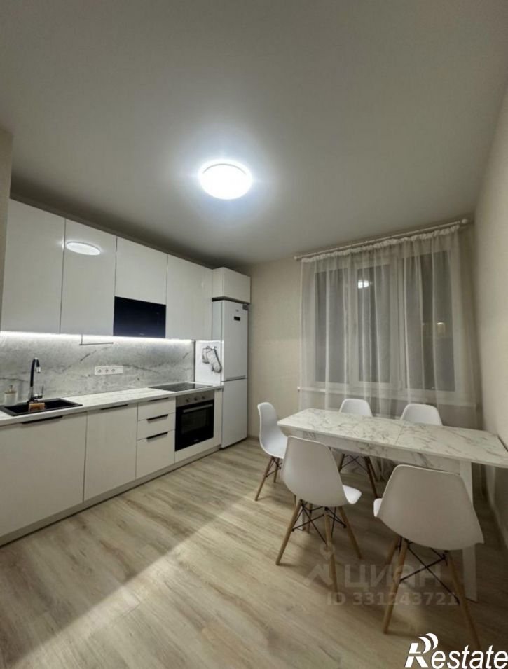 3-комн квартира ул Аметьевская магистраль, 16 2,  д. 16 2,  к. 2