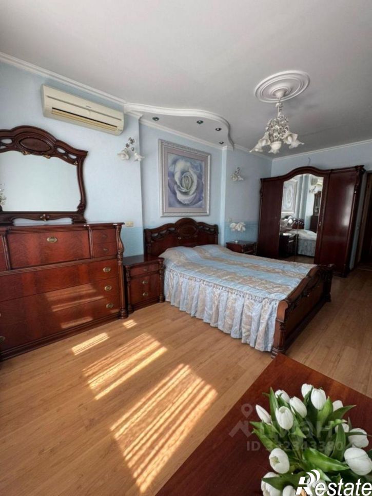 2-комн квартира ул Галиаскара Камала, 51,  д. 51