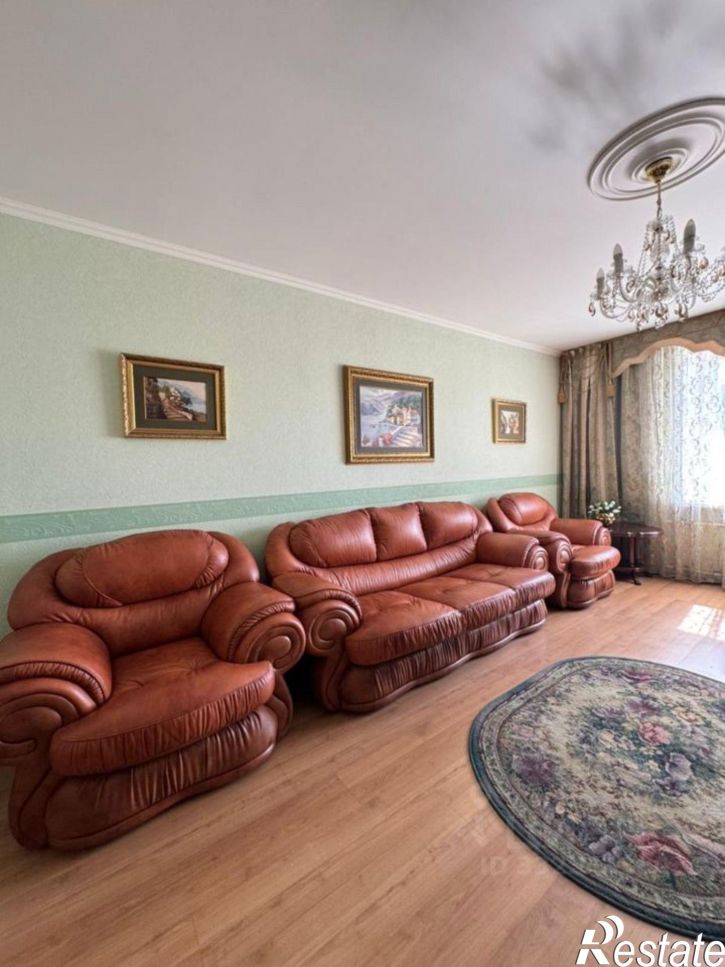 2-комн квартира ул Галиаскара Камала, 51,  д. 51