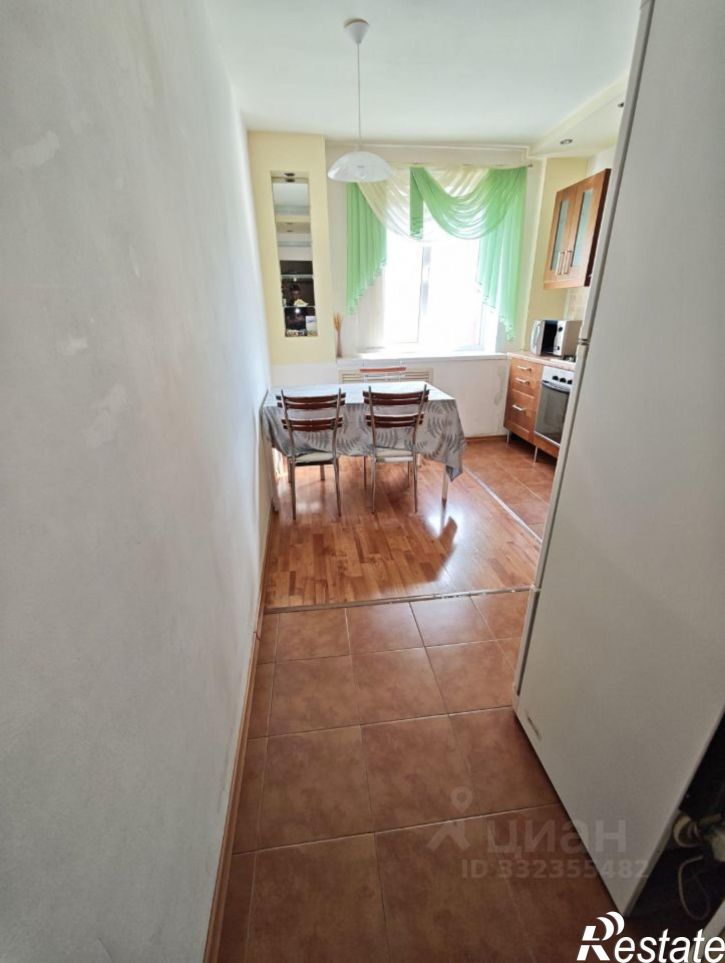 3-комн квартира ул Юлиуса Фучика, 20,  д. 20