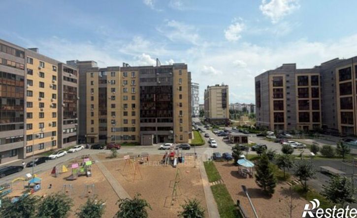 3-комн квартира ул Серова, 44,  д. 44