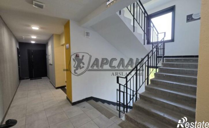 3-комн квартира Республика Татарстан (Татарстан), Казань, улица Генерала Махмута Гареева, 9/1