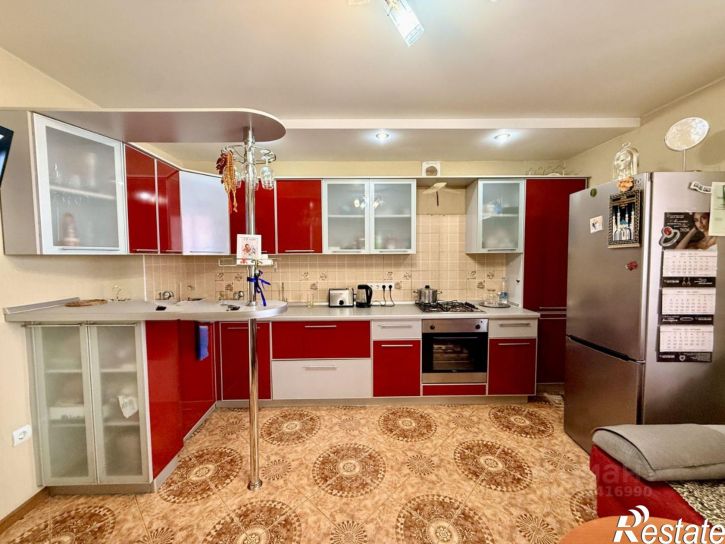 3-комн квартира ул Фатыха Амирхана, 103,  д. 103