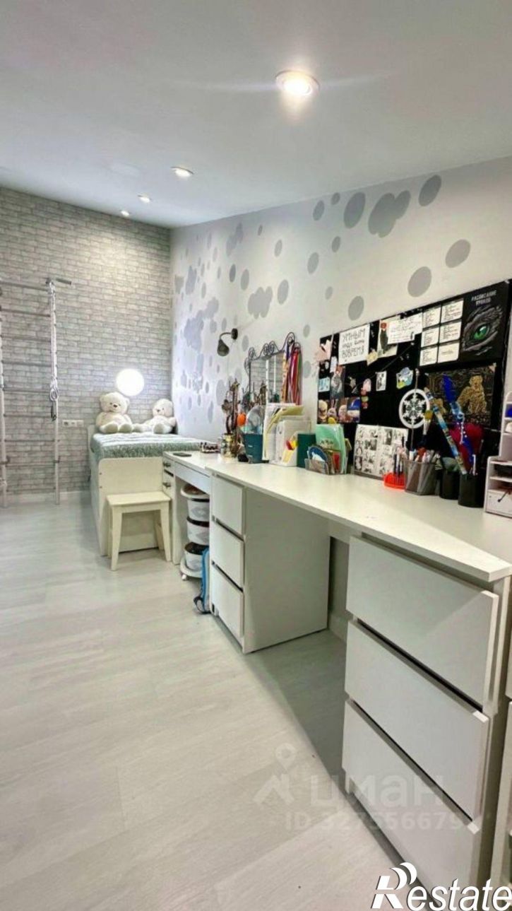 3-комн квартира ул Вишневского, 11,  д. 11