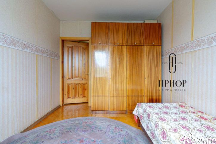 3-комн квартира ул Академика Лаврентьева, 28,  д. 28