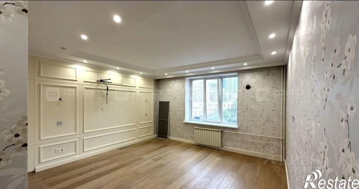 4-комн квартира ул Чистопольская, 82,  д. 82