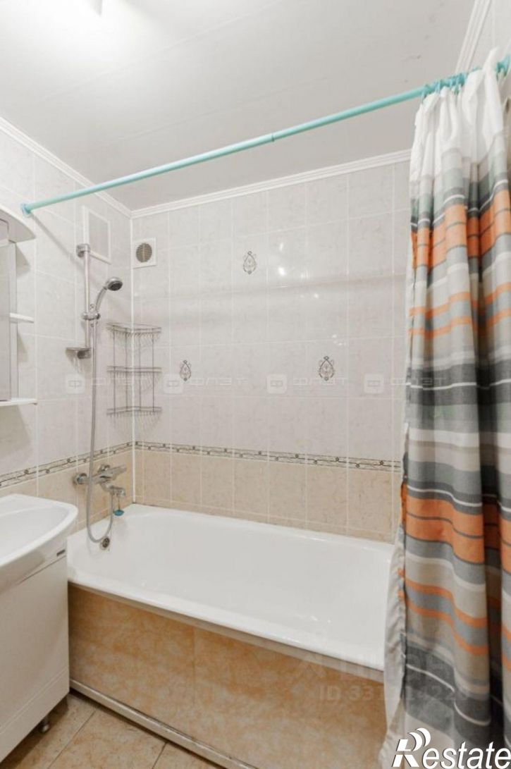 4-комн квартира ул Аделя Кутуя, 16,  д. 16