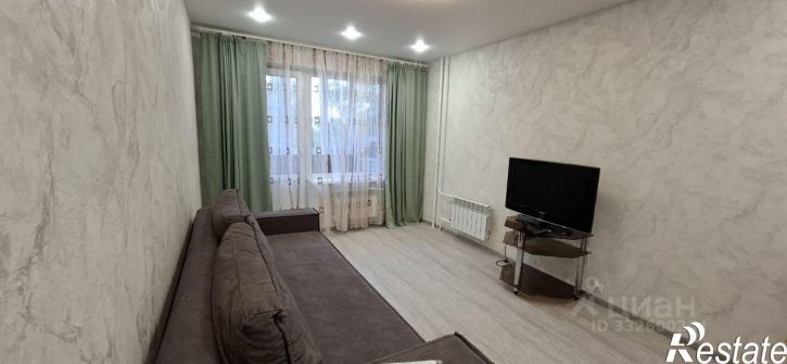 2-комн квартира ул Адоратского, 52,  д. 52