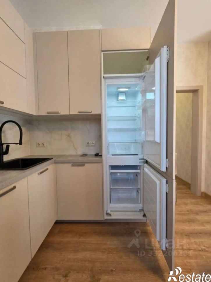 2-комн квартира ул Галиаскара Камала, 39,  д. 39