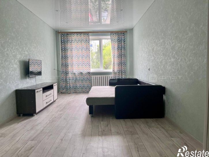 3-комн квартира ул. Адоратского д.42