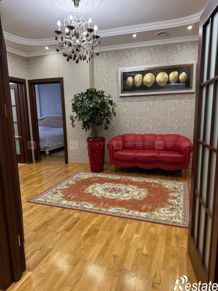 3-комн квартира ул. Мусина д.1