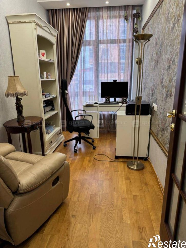 3-комн квартира ул. Мусина д.1