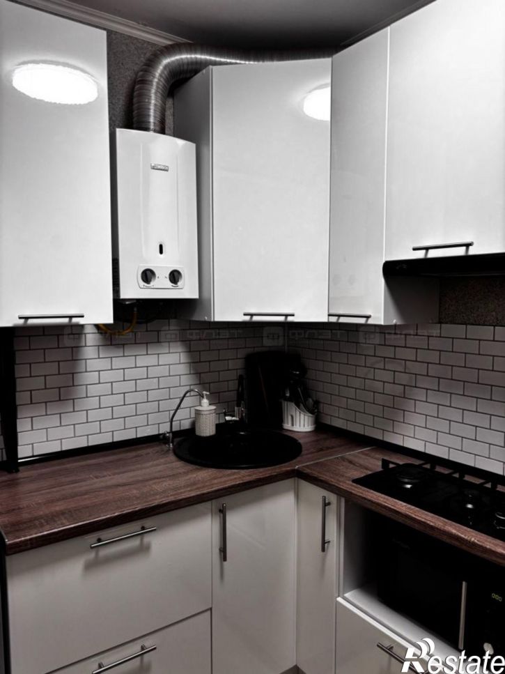 2-комн квартира ул. Братьев Касимовых д.88