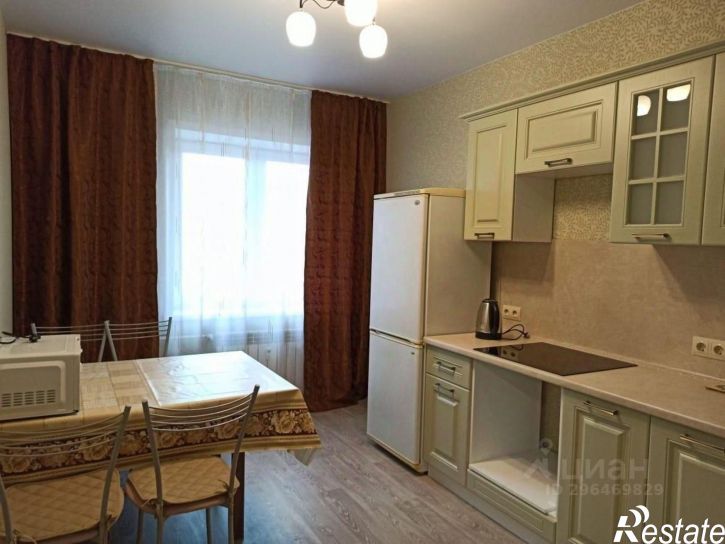 1-комн квартира ул Чингиза Айтматова, 13,  д. 13