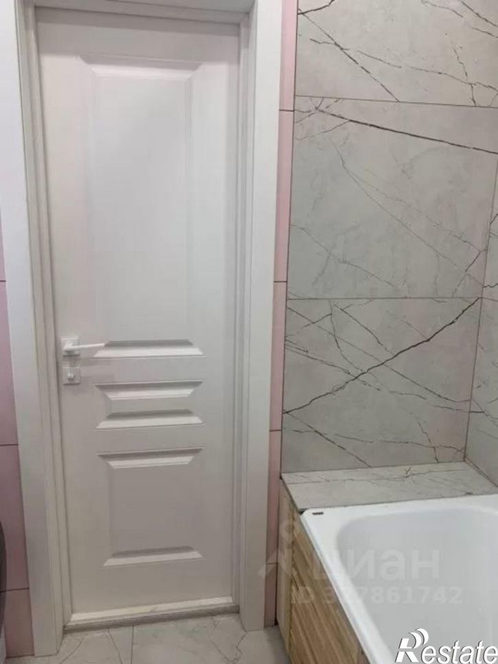1-комн квартира ул Аделя Кутуя, 110Д 1,  д. 110Д 1,  к. 1