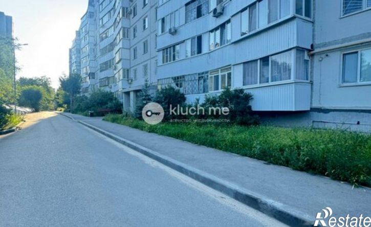 3-комн квартира ул Академика Лаврентьева, 8,  д. 8