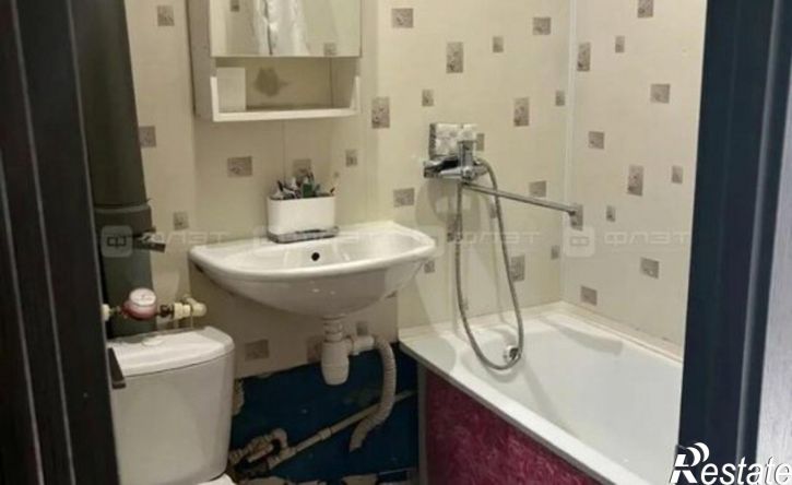 2-комн квартира ул Короленко, 17,  д. 17