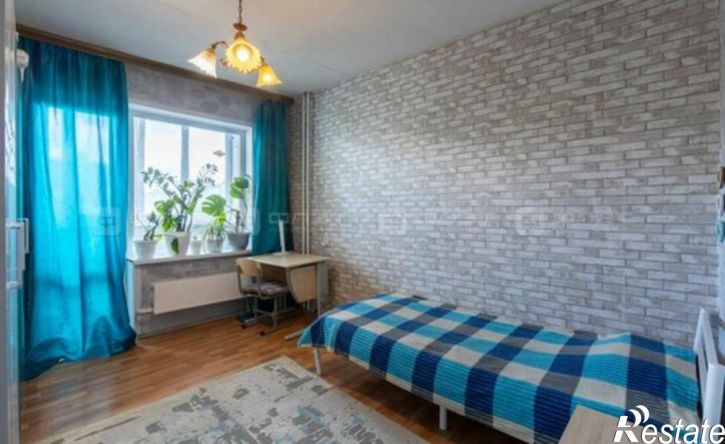 3-комн квартира ул Юлиуса Фучика, 34,  д. 34