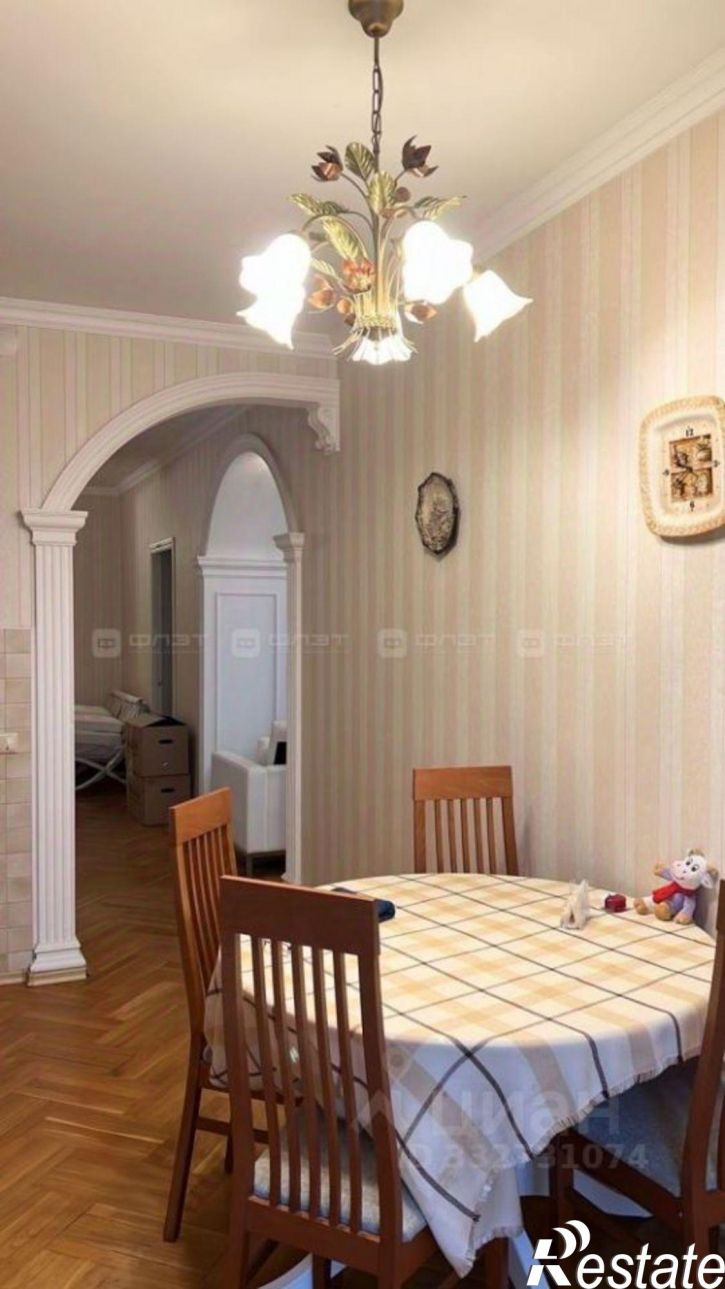 3-комн квартира ул Адоратского, 17,  д. 17