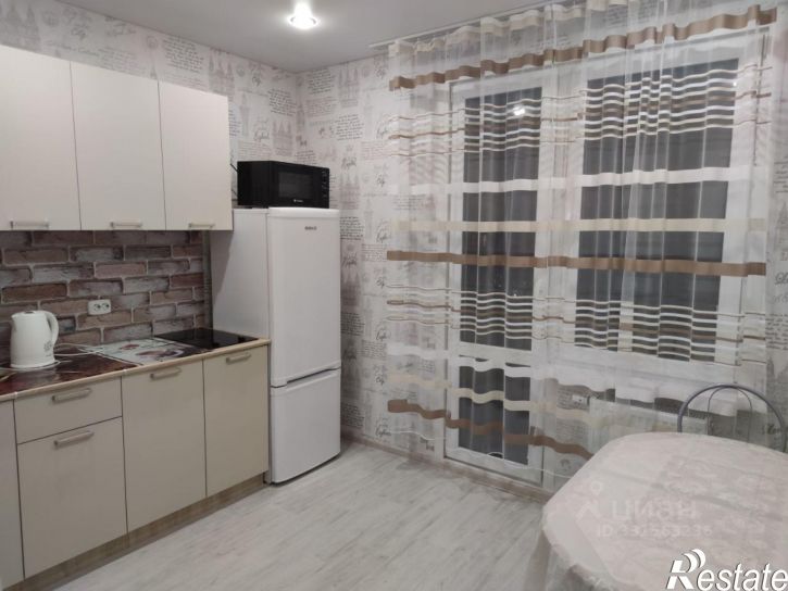 1-комн квартира ул Александра Курынова, 4 2,  д. 4 2,  к. 2