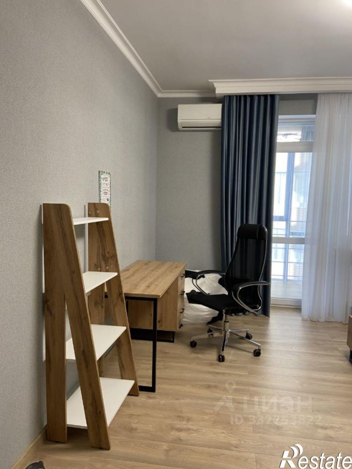 3-комн квартира ул Оренбургский Тракт, 8Д,  д. 8Д