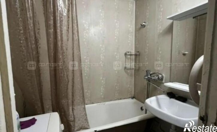 2-комн квартира ул Адоратского, 39,  д. 39