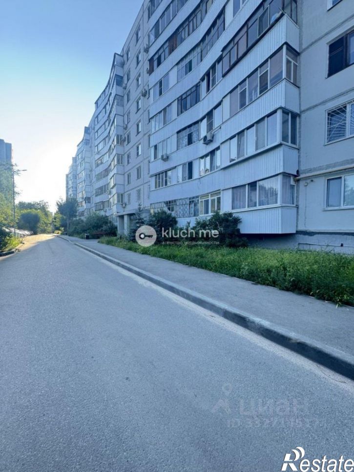 3-комн квартира ул Академика Лаврентьева, 8,  д. 8