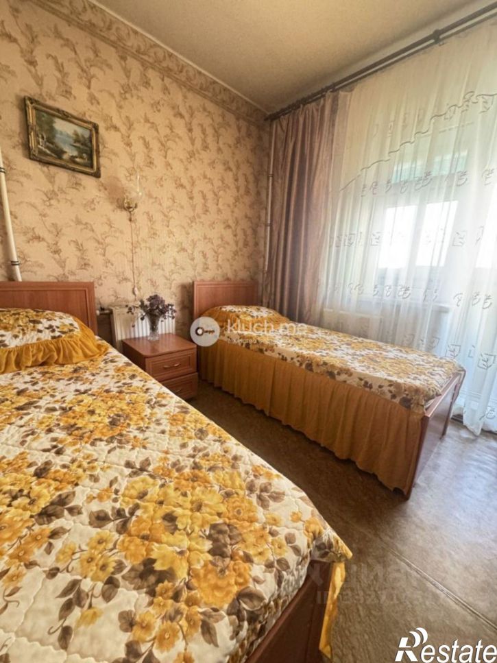 3-комн квартира ул Академика Лаврентьева, 8,  д. 8