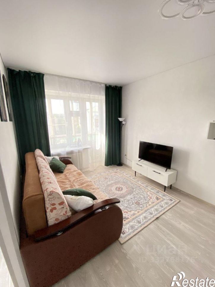 2-комн квартира ул Декабристов, 121,  д. 121