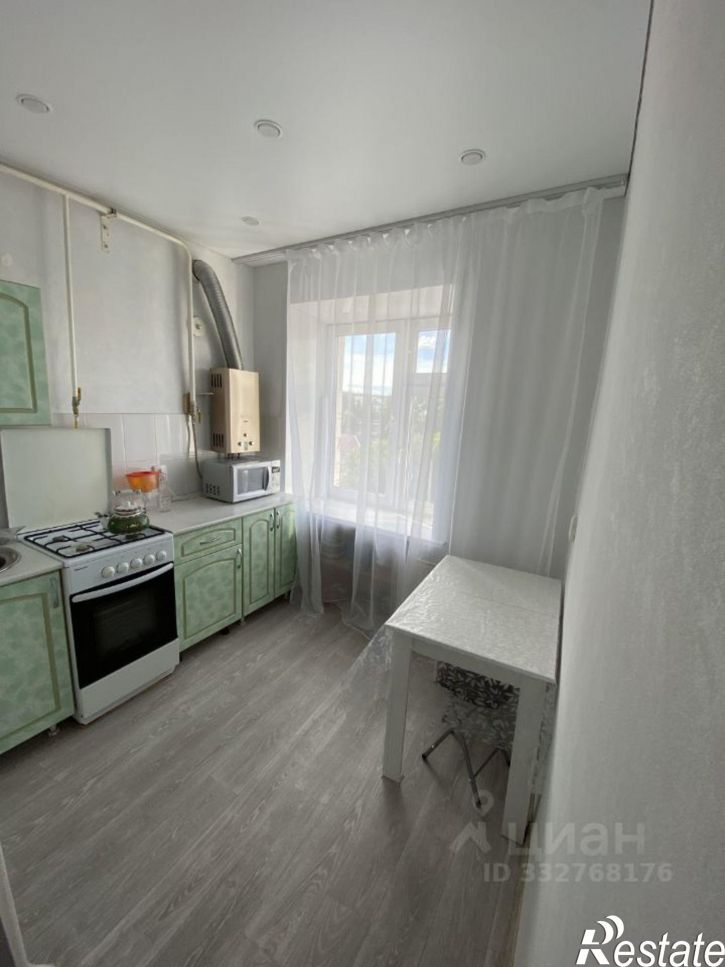 2-комн квартира ул Декабристов, 121,  д. 121
