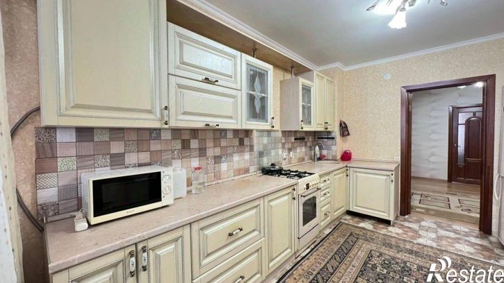 3-комн квартира ул Меридианная, 3,  д. 3
