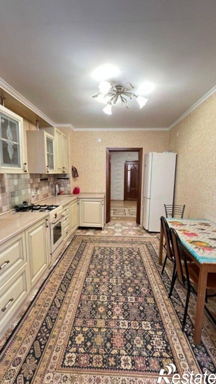 3-комн квартира ул Меридианная, 3,  д. 3
