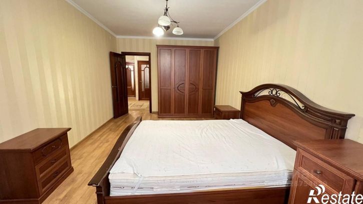 3-комн квартира ул Меридианная, 3,  д. 3